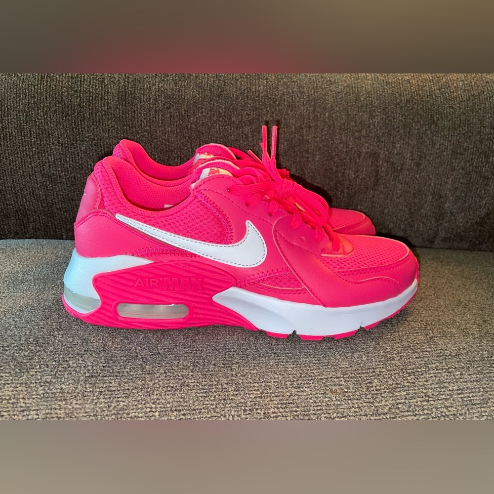 New Women’s Nike Air Max Excee Shoes - Picture 1 of 9
